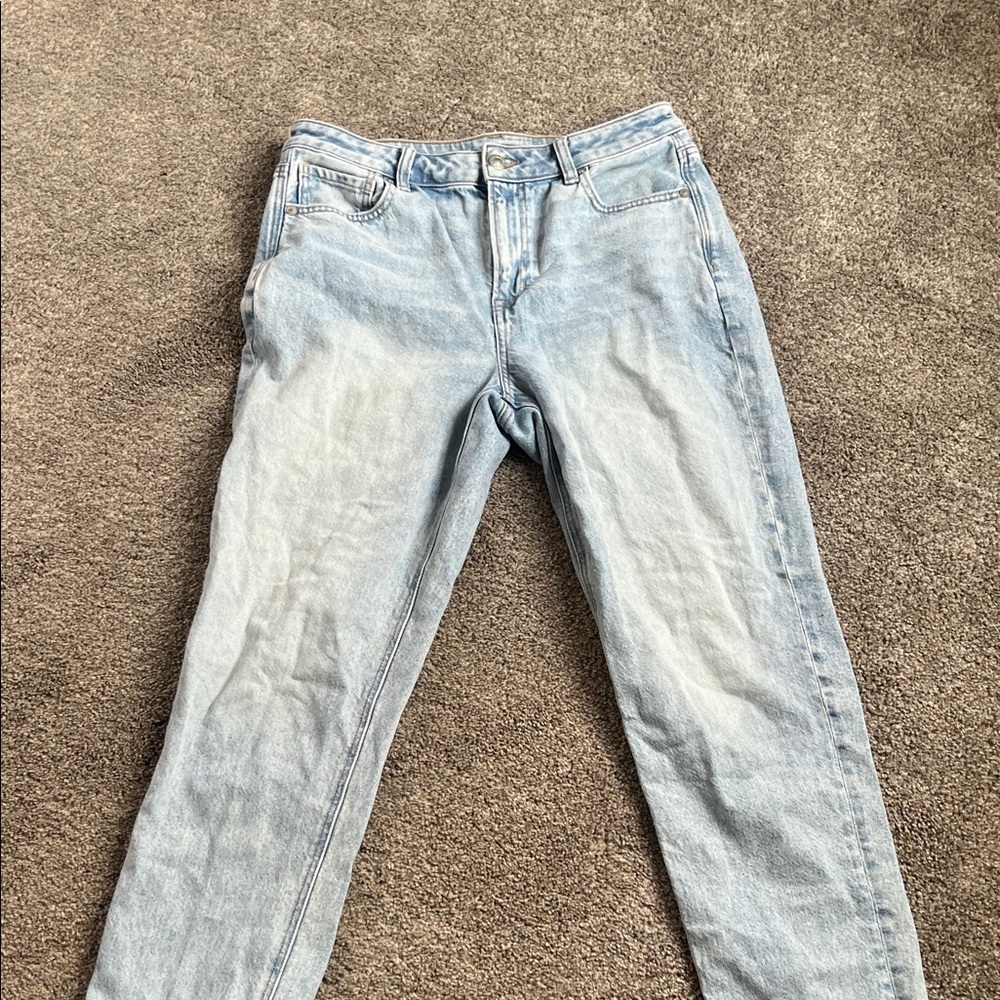 American Eagle Outfitters Light Blue Boyfriend Jeans